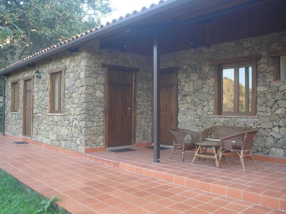 Agriturismo San Cataldo Motta Camastra Exteriér fotografie